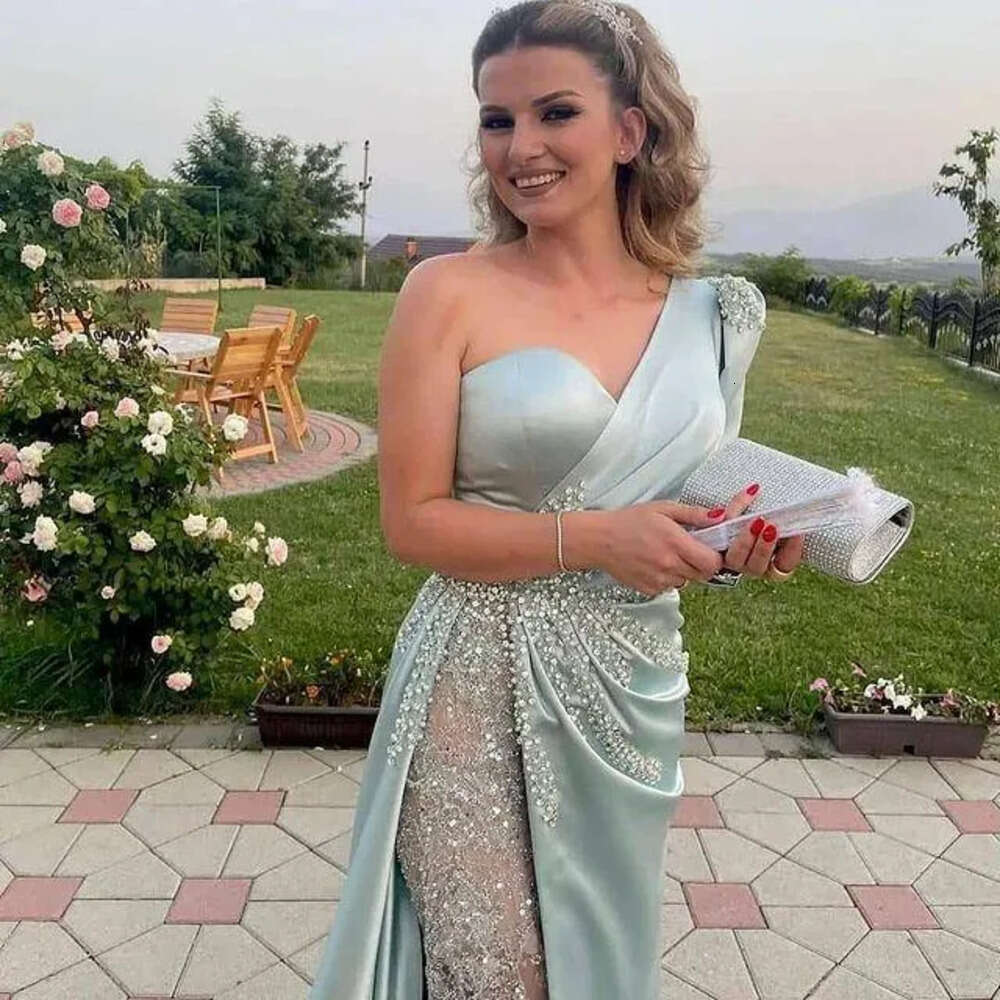 One Shoulder Long Evening Dresses Sleeves Designer Beaded Sequins Lace Ruched Crystals Mermaid Side Slit Custom Made Prom Party Gown Plus Size Vestido