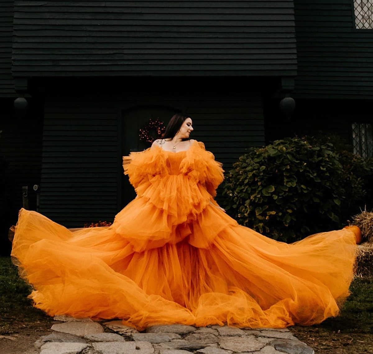 Sexy A-Line Prom Dresses Spaghetti Short Sleeve Sweep Train Ruffles Tiered Celebrity Evening Dresses Plus Size Custom Made L24652