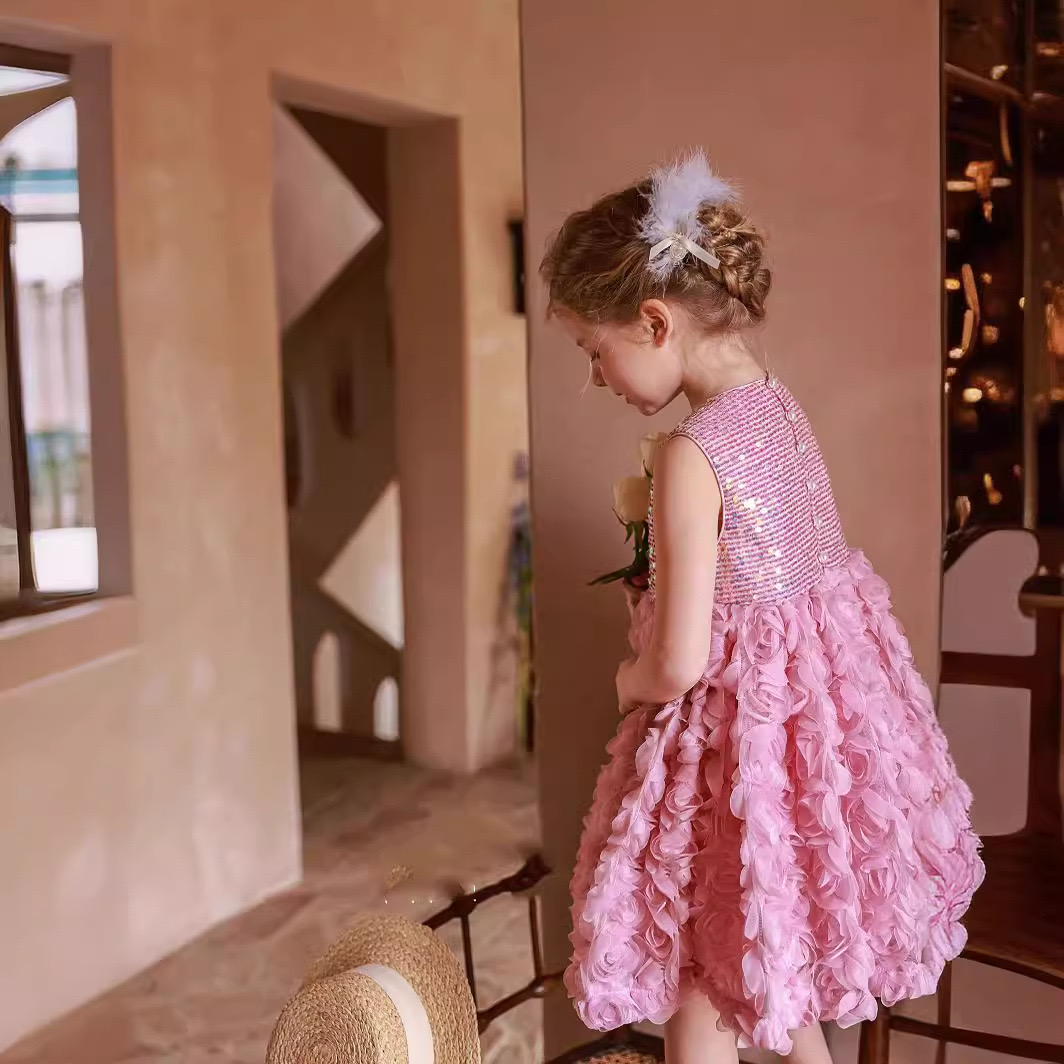Blush rose Pink Flower Girls Dresses With sequined Lace Applique Beaded Jewel Neck Sleeveless Little baby Girl Princess Party Ball Gown birthday Pagea