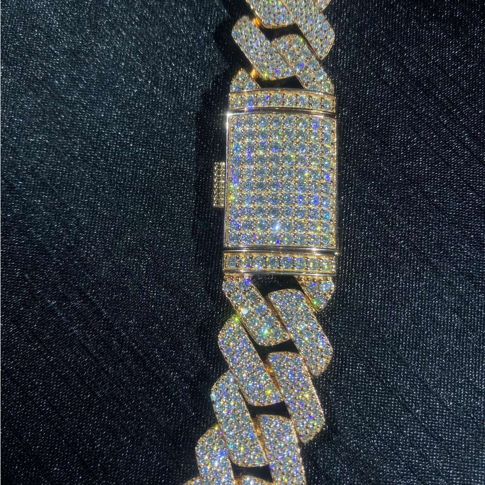 Ice Out Cuban Chain S925 Silver 18mm Wide 3 Row Moissanite Cuban Chain Necklace