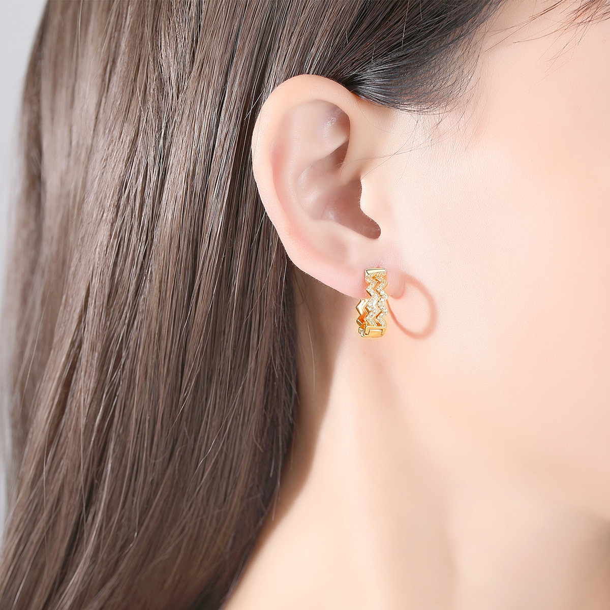 Designer Earrings for Women New Double Row Diamond Copper Set Zircon Creative Ripple Fashion Party Wedding Jewelry Free Shipping