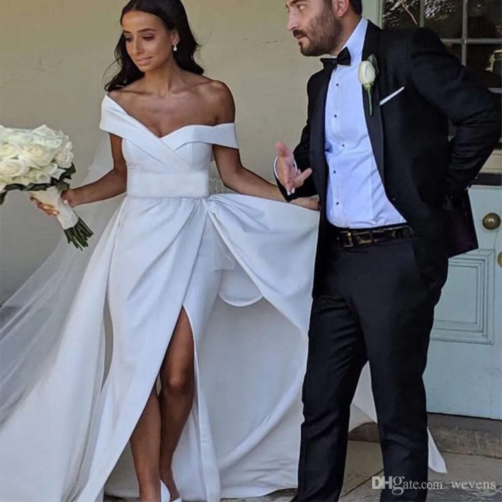 Gown The Off Boho Dresses Wedding Bridal Shoulder Short Sleeves Side Slit Satin Ruched Pleats Sweep Train A Line Custom Made Plus Size Vestido De Novi