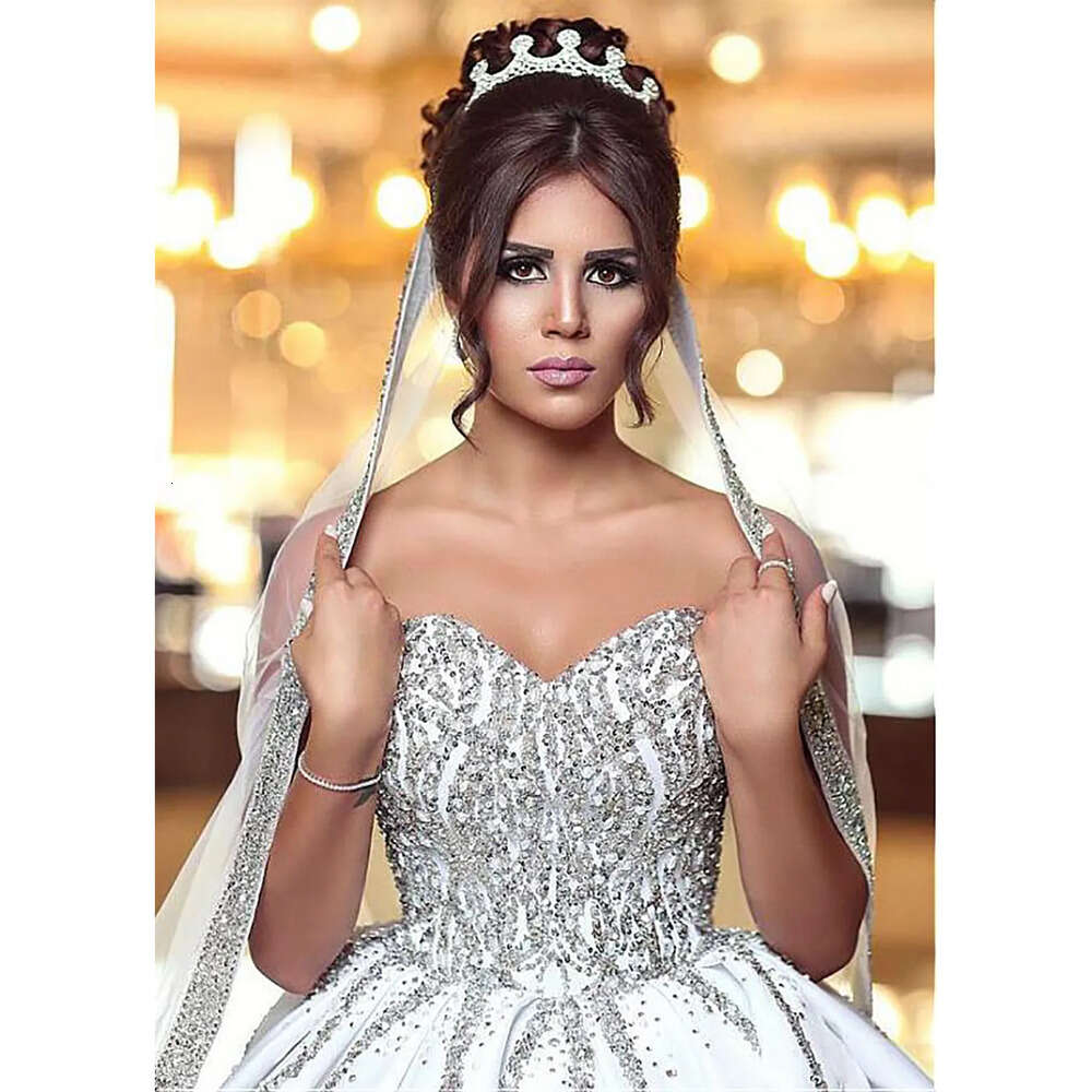 Sweetheart Dresses Ball Glamorous Sleeveless Shining Wedding Applicants Draped Beads Backless Court Custom Made Bridal Gown Vestidos De Novia 0510