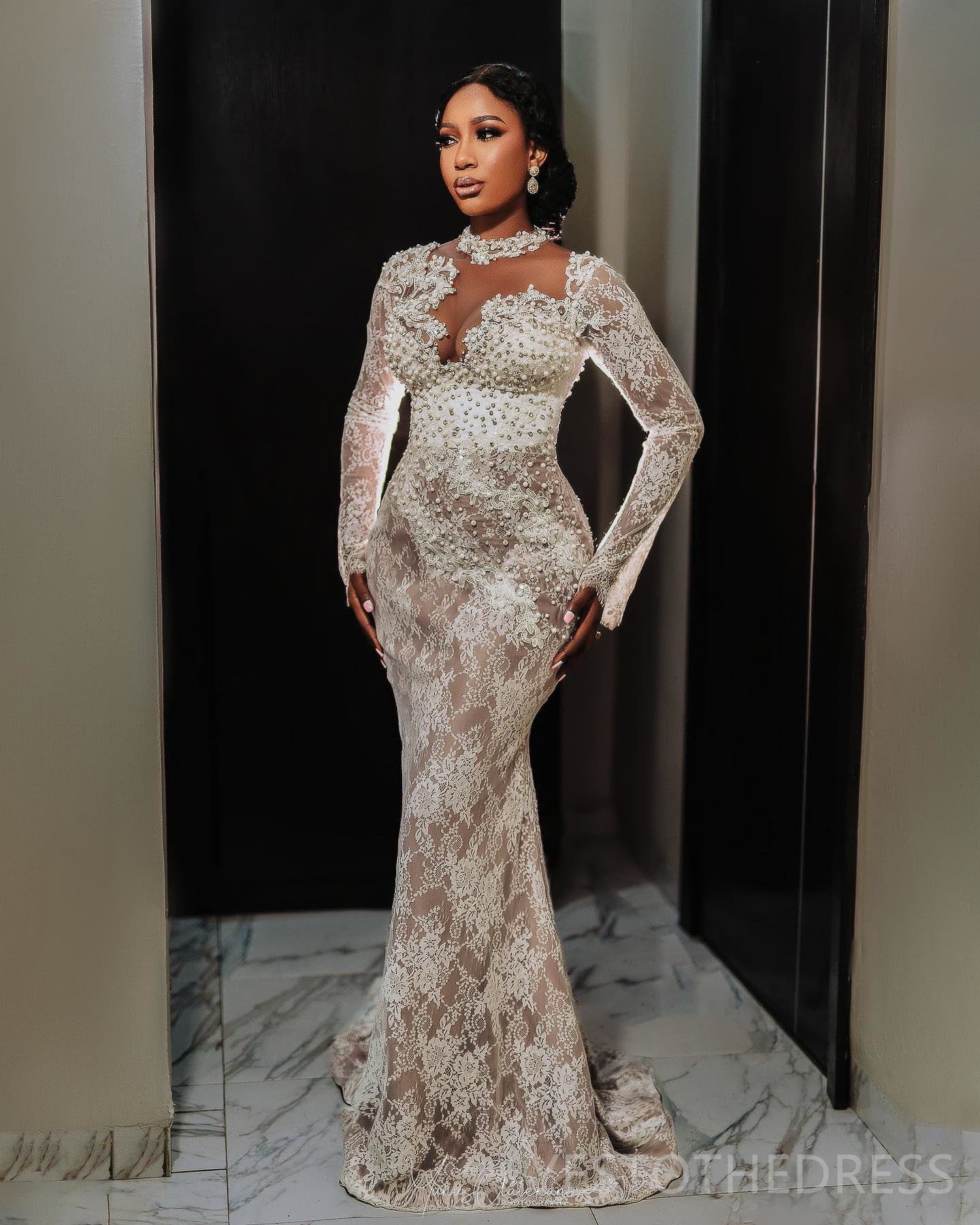 2024 Luxurious Mermaid Wedding Dress For Bride Bridal Gowns Long Sleeves High Neck Pearls Beaded Lace Crystals Ruffled Wedding Gowns for Black Women M