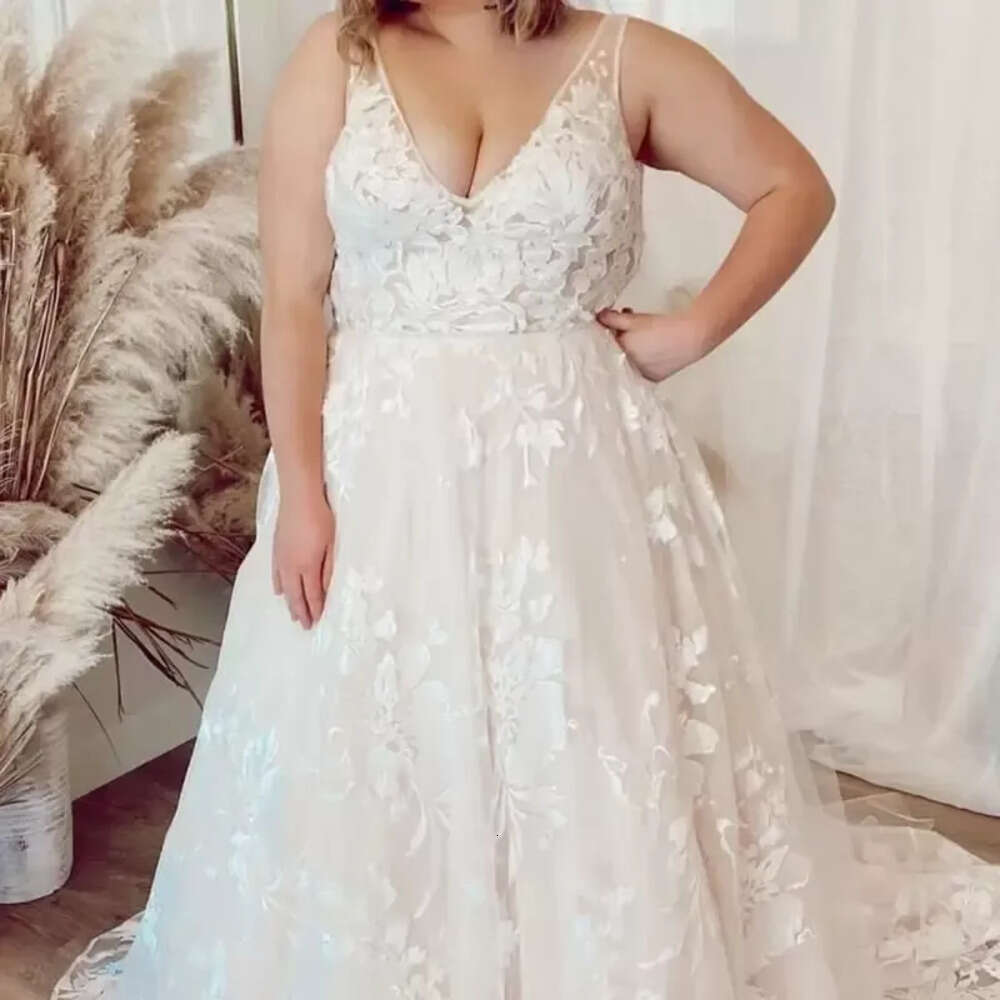 Size Boho Gown Wedding Dresses Plus Bridal Lace Applique Bodice Sweep Train V Neck Tulle Sleeveless Custom Made Robe De Mariee 0510