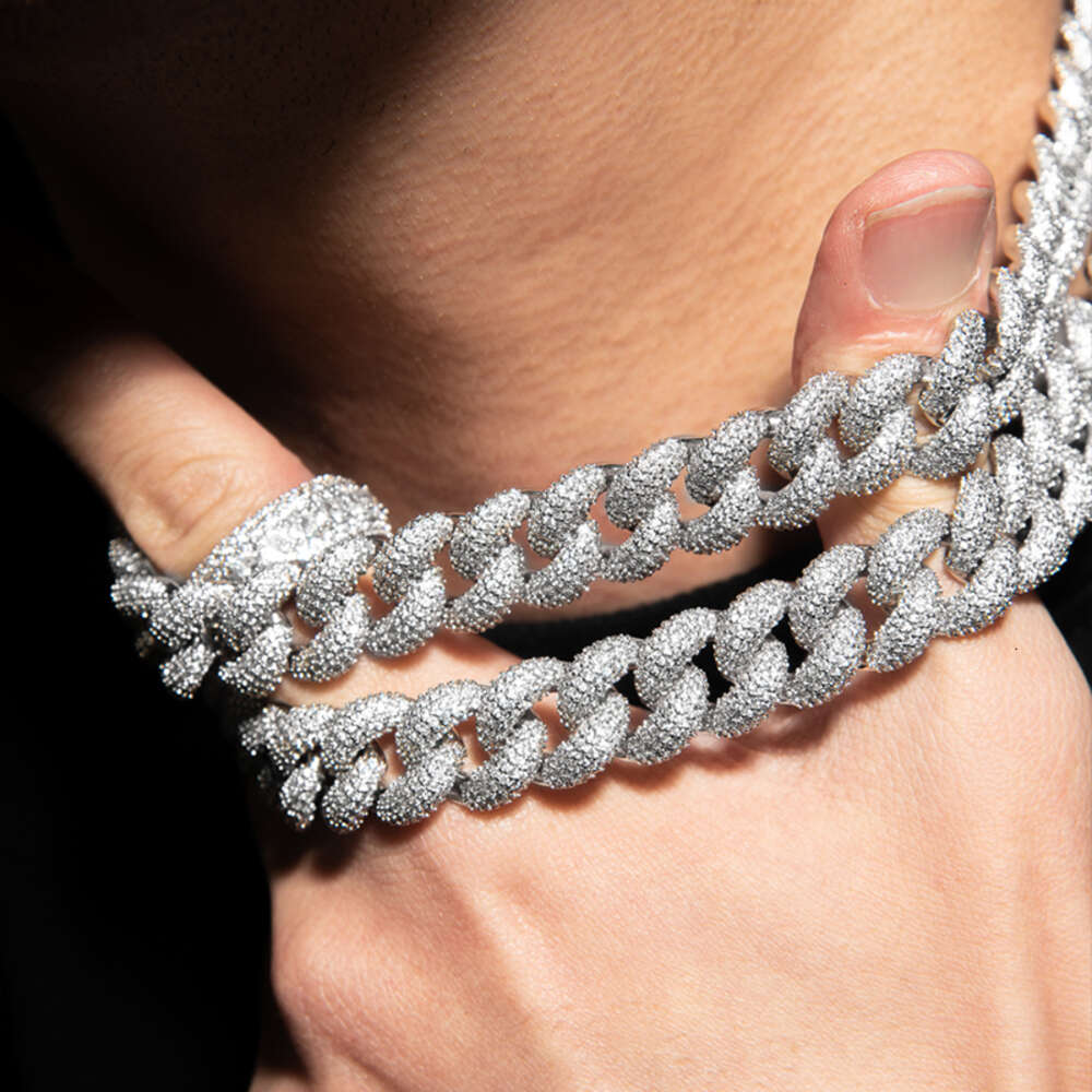 Top Custom d Color Moissanite 925 Sterling Silver Beautifully Cool Hip Hop Cuban Chain Necklace
