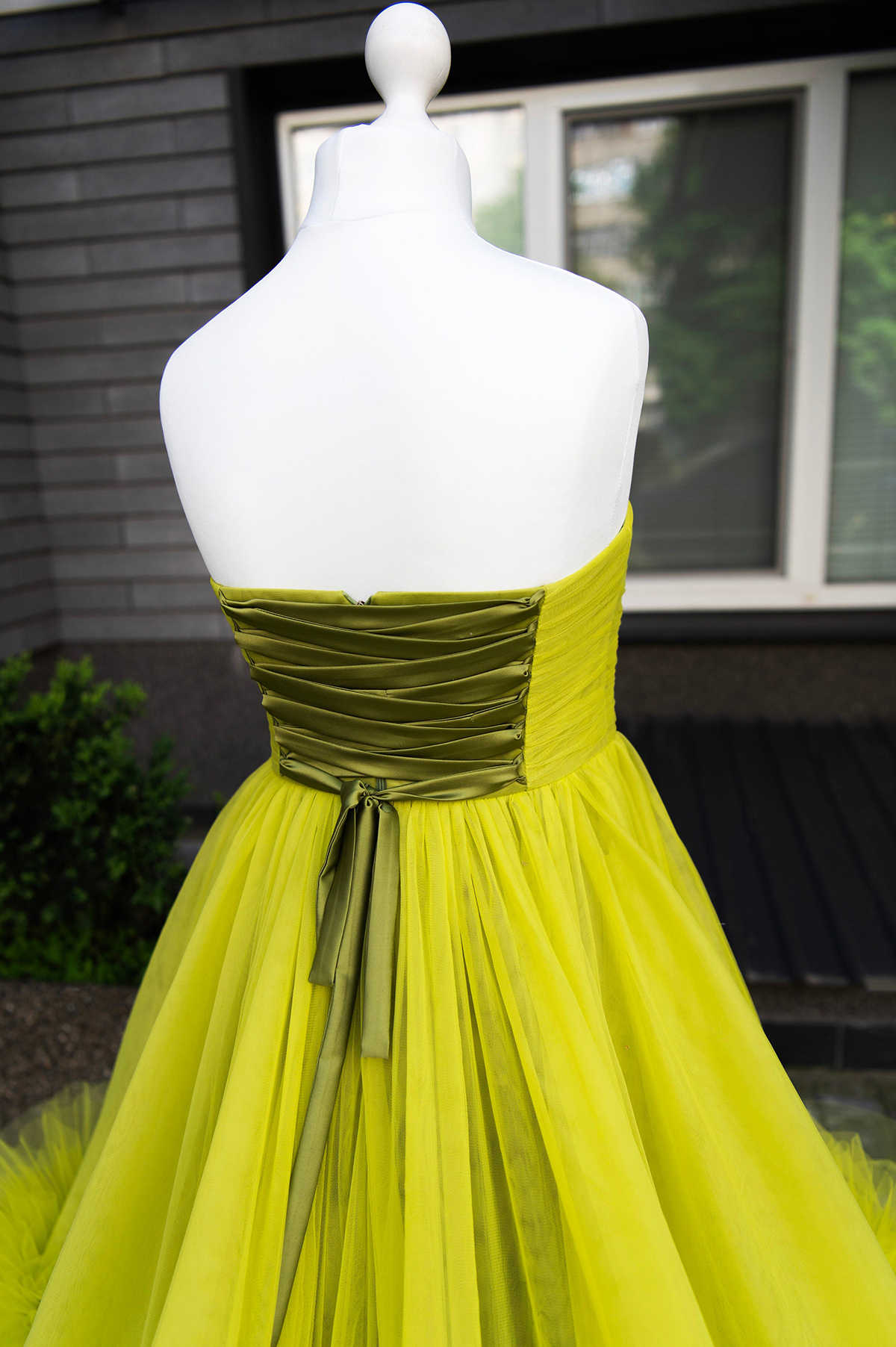 Two Pieces A-Line Prom Dresses Strapless Long Sleeve Sweep Train Ruffles Pick-ups Tiered Celebrity Evening Dresses Plus Size Custom Made L24656