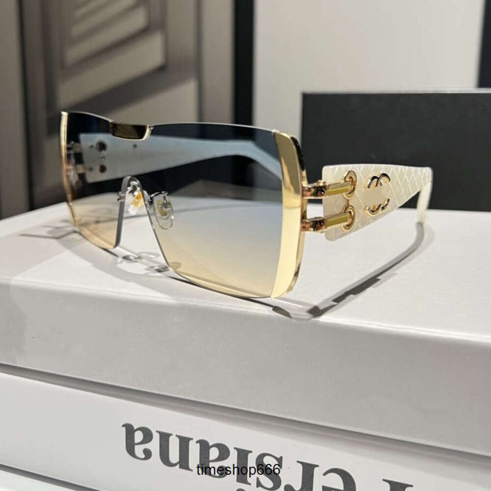 Sunglasses for Men and Women Classic Big Frame Sun Glasses For Female Trendy Outdoor Eyeglasses Shades UV400 Sunglasses UV protection8416