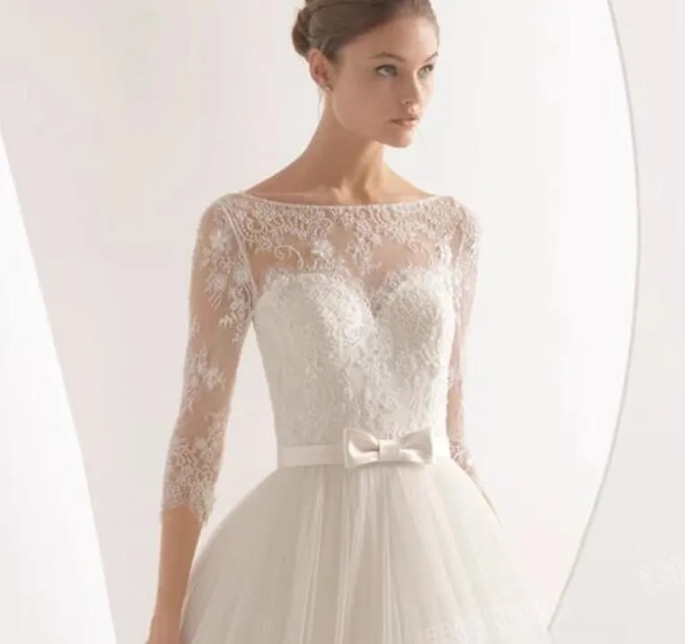 Batuau Lace and Tulle 3/4 Long Sleeve Ball Gown Wedding Dresses Beach Court Train Bride Gown