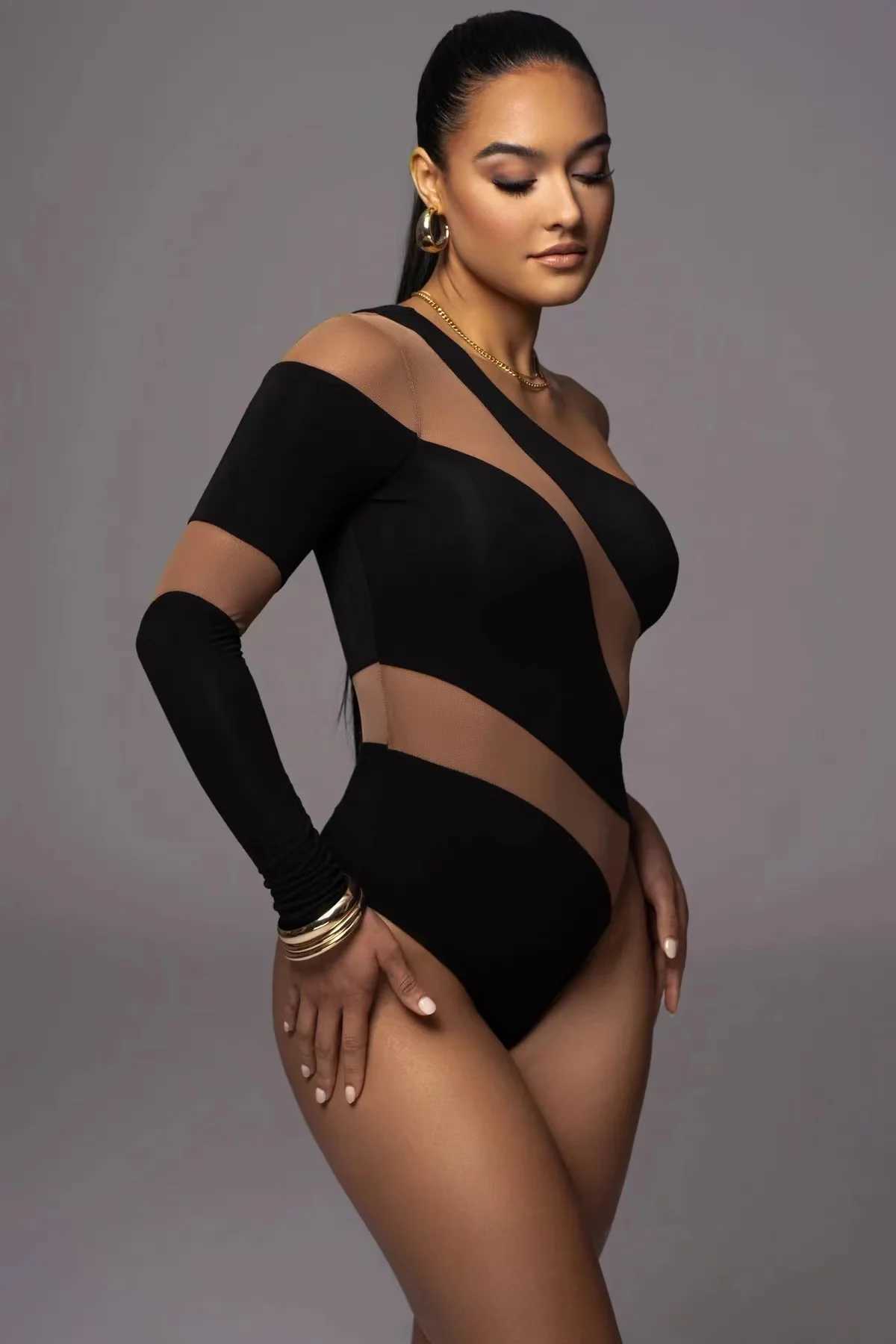 Women's Swimwear 2024 Spring Summer Women Sexy Bodysuits Black White Body Mujer One Shoulder Neck Tops Lady Strt Bodysuit Slim Fashion Rompers T2