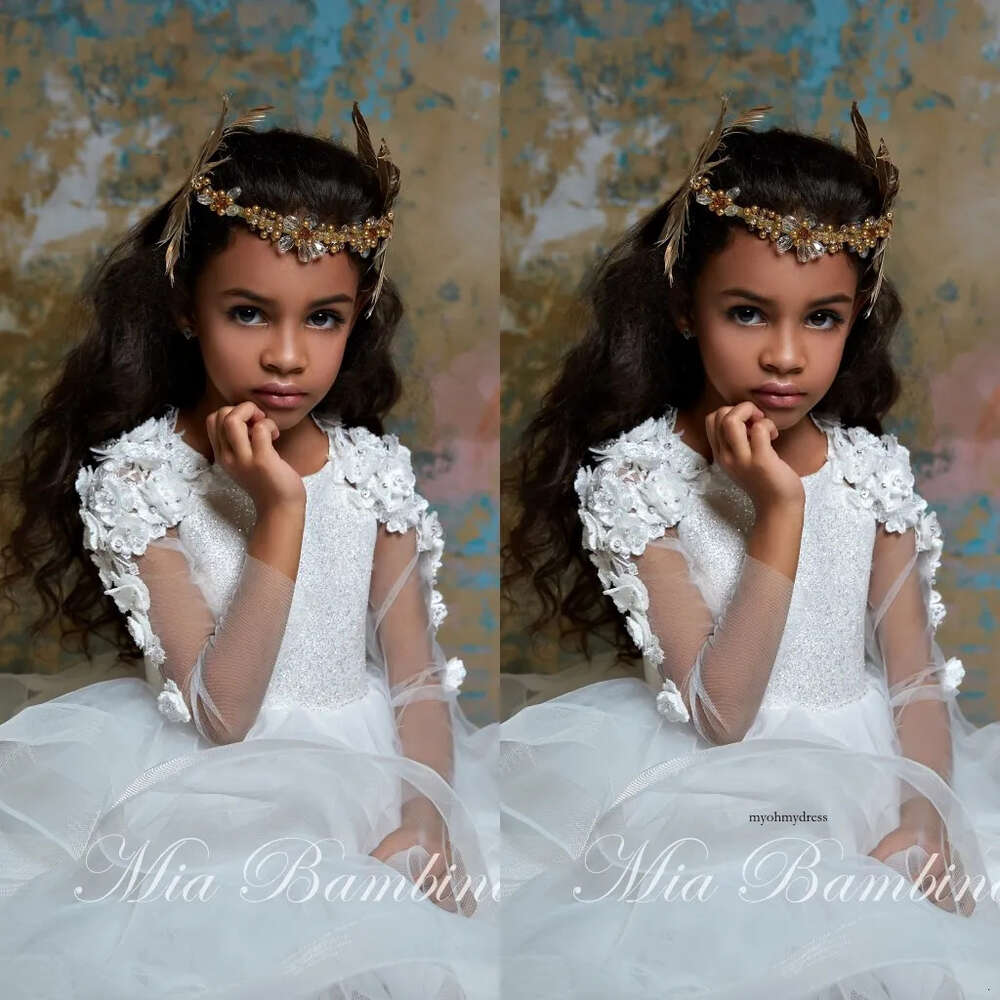 Newest Ball Gown Flower Girl Long Sleeve Jewel Neck Tulle Rhinestone Applique Wedding Dress Knee Length Girl's Birthday Part 0431