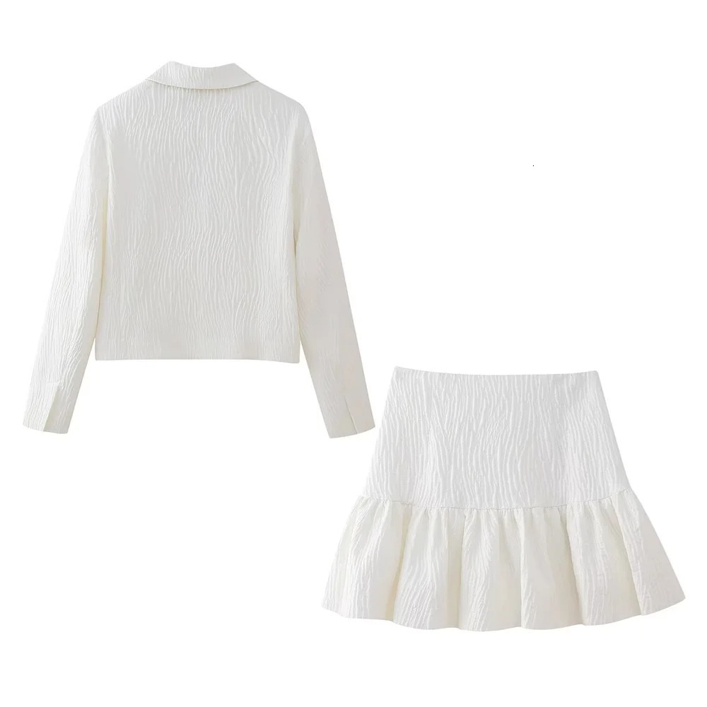 PB ZA Spring Womens Fashion and Elegance Versatile Long sleeved Short Suit Coat Mini Fluffy Skirt Set 240423
