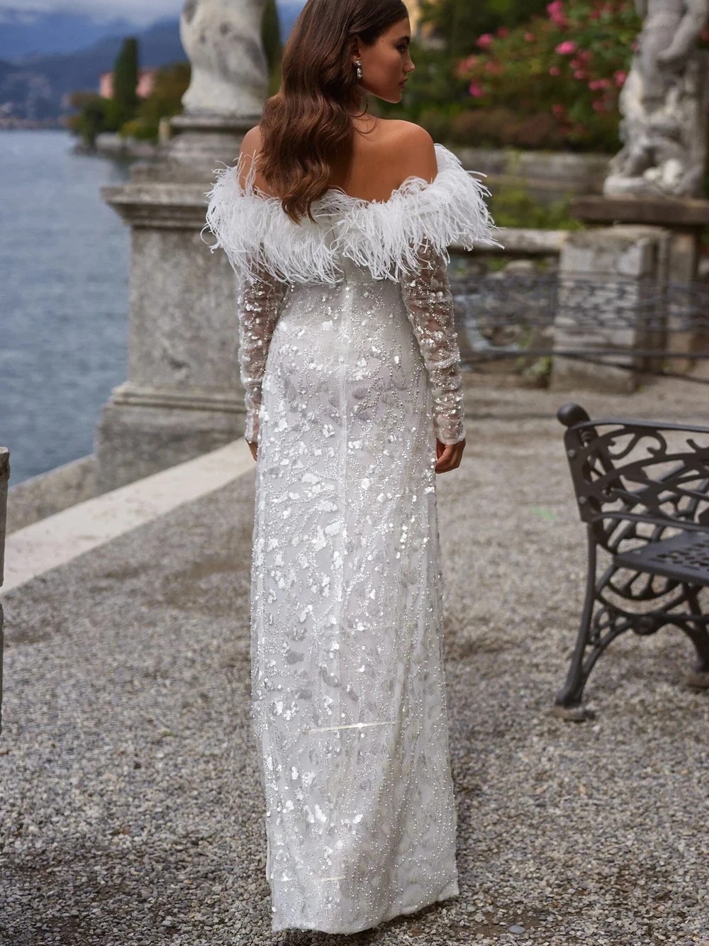Glitter Wedding Dresses Feather Sequins Mermaid Bridal Gowns High Split Beading Custom Made Long Sleeve Bride Dress Vestidos De Novia
