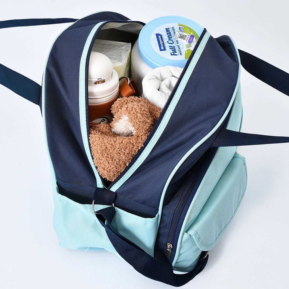 Diaper Bags New Fashion Embroidered Daisy Mommy Bag Four Piece Set Multi functional Large Capacity One Shoulder Diagonal Cross Diaper Bag Y250227B21Q