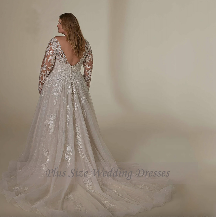 Classic V Neck Wedding Dresses Plus Size Long Sleeves Bride Gowns Appliques Backless Sweep Train A-Line Tulle Vestido De Novia