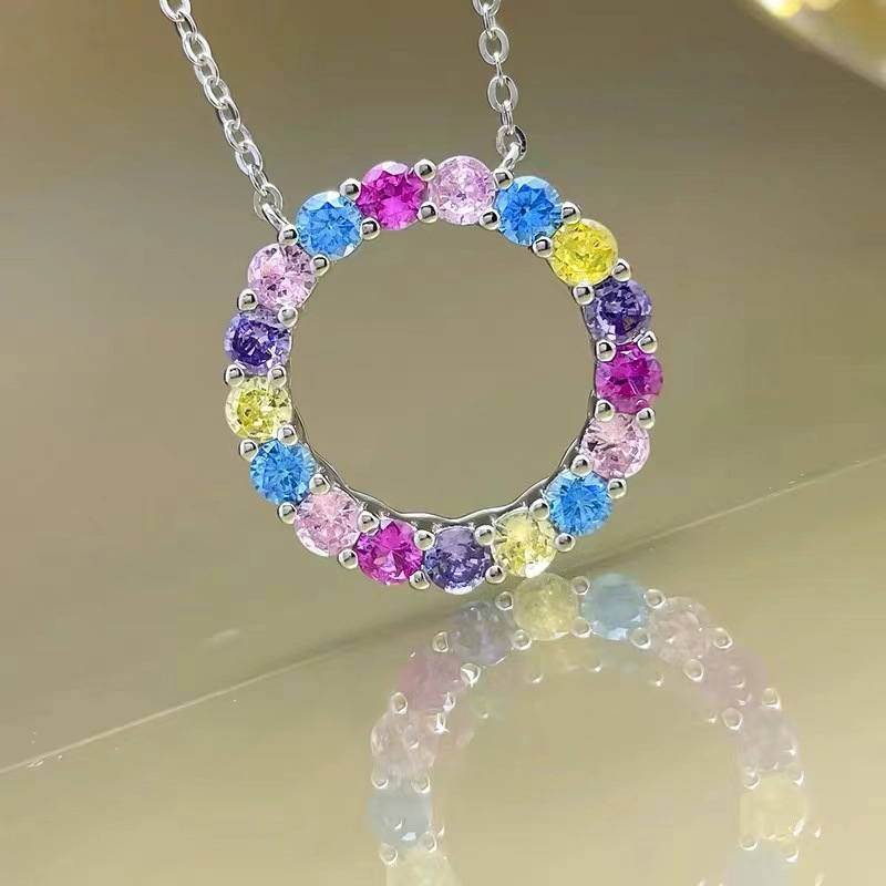 Sterg Sier Circle Pendant, 5A Cubic Zirconia Dia Necklace for Women