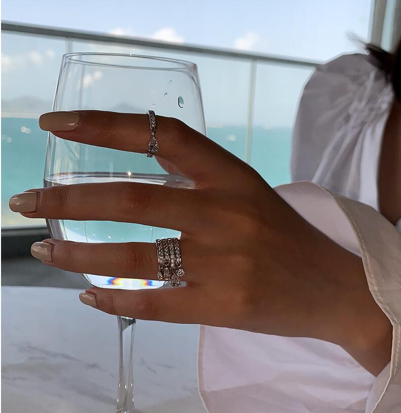 2024 Top Trend: Sier Water Drop Cubic Zirconia Adjustable Ring