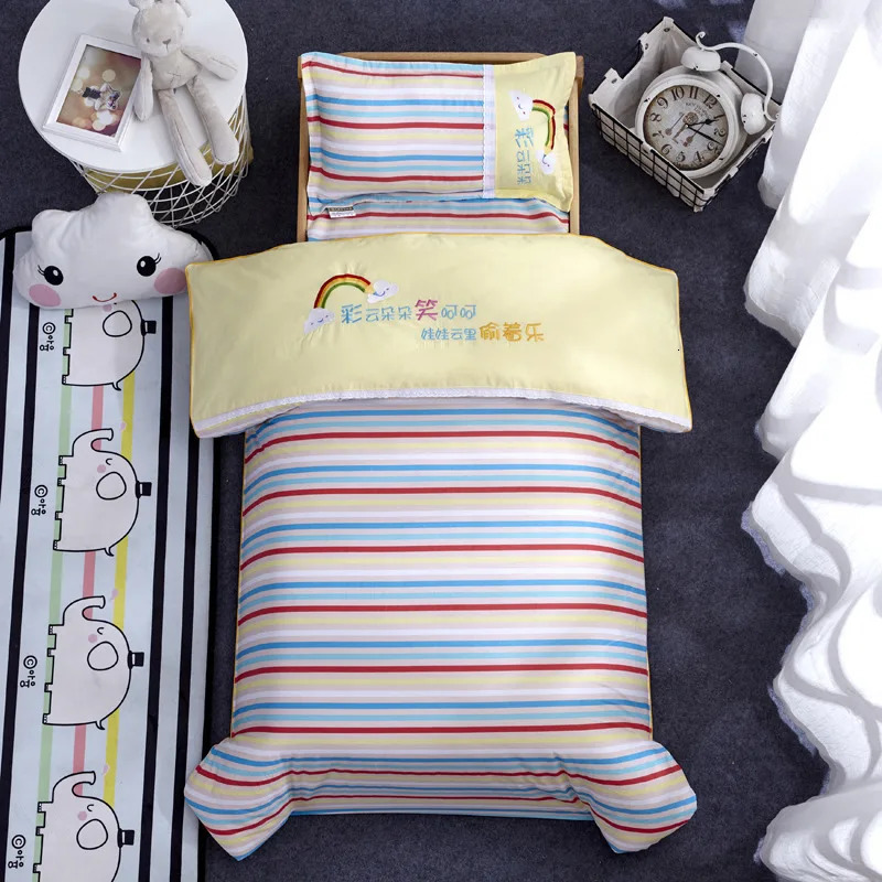 Solid Color Embroidery Threepiece Suit Baby Bedding Set Kindergarten Childrens Cartoon Pure Cotton Kid Present Without Inner 240429