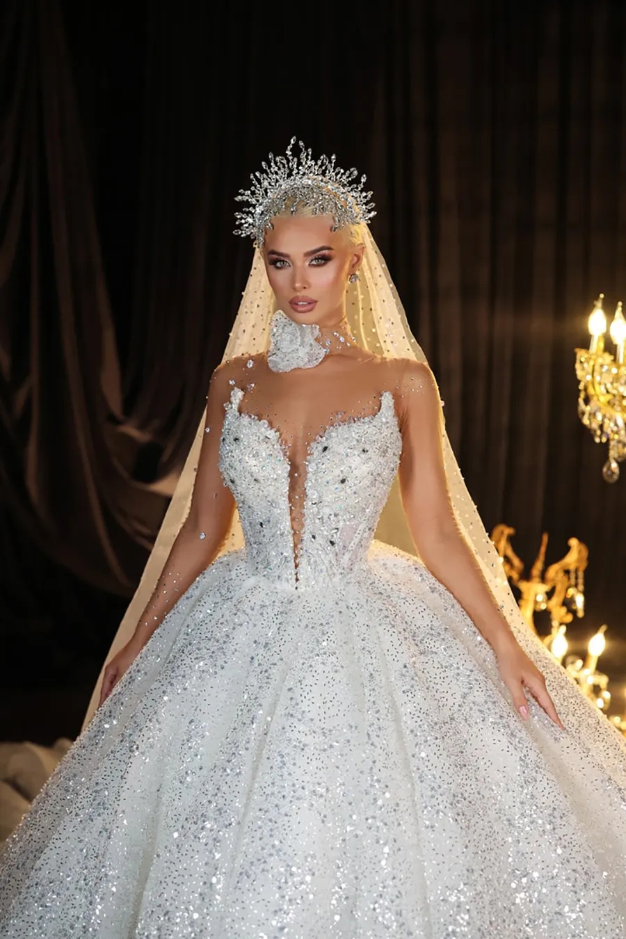 Luxury Ball Gown Wedding Dresses Sequined Sheer O Neck Long Sleeve Bridal Gowns Vestido De Novia Beading Custom Made Bride Dress