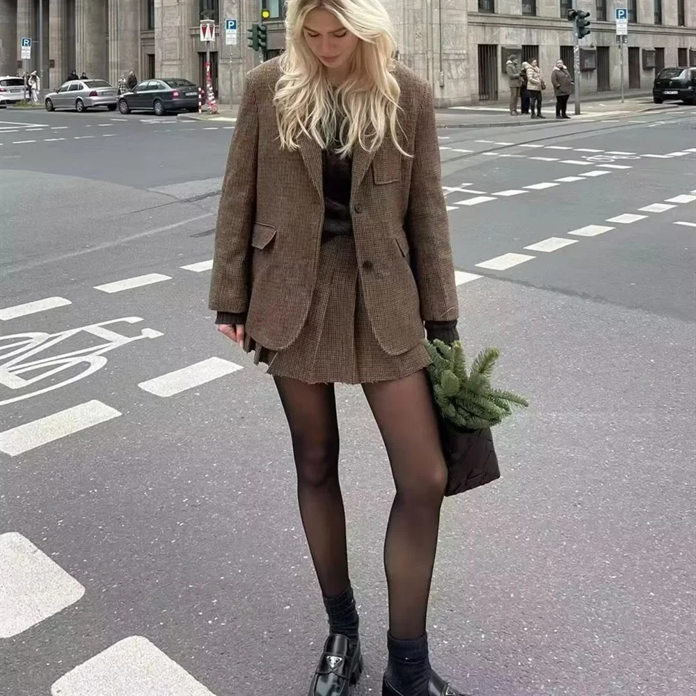 PB ZA Autumn Loose and Slim Suit Coat Leather Buckle Decoration Wide Pleated Skirt Pants Two Piece Set 240423