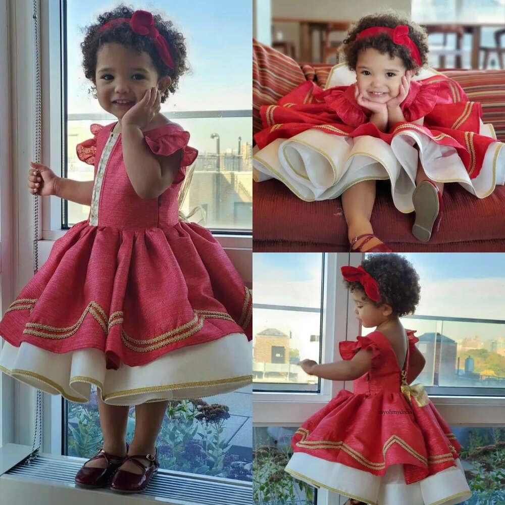 Lovely 2020 Flower Girls Dresses For Wedding Red Satin Lace Kids Formal Wear Jewel Tea Length Ruffles Girl Pegeant Dress 0508
