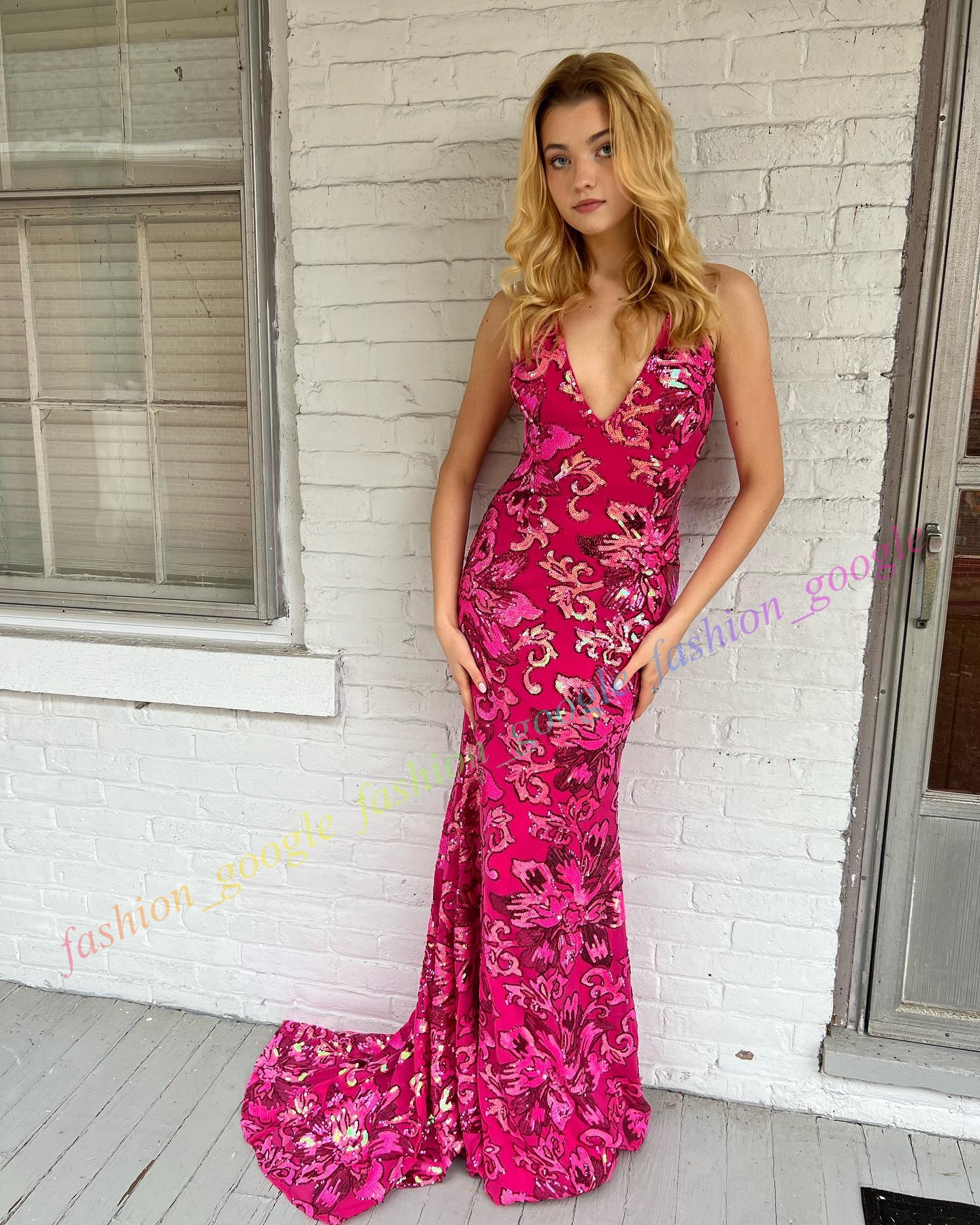 Long Fitted Formal Party Dress V-Neck Iridescent Sequin Floral Sheath Celebrity Pageant Prom Evening Event Special Occasion Met Gala Red Carpet Runway