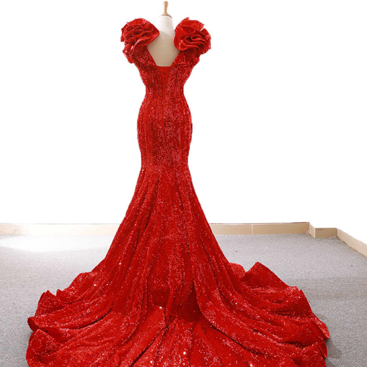 Sparkling Mermaid Evening Dresses Red 2024 New Arrival Real Pictures Runway Party Formal Dresses Deep V-Neck Lace-Up Back