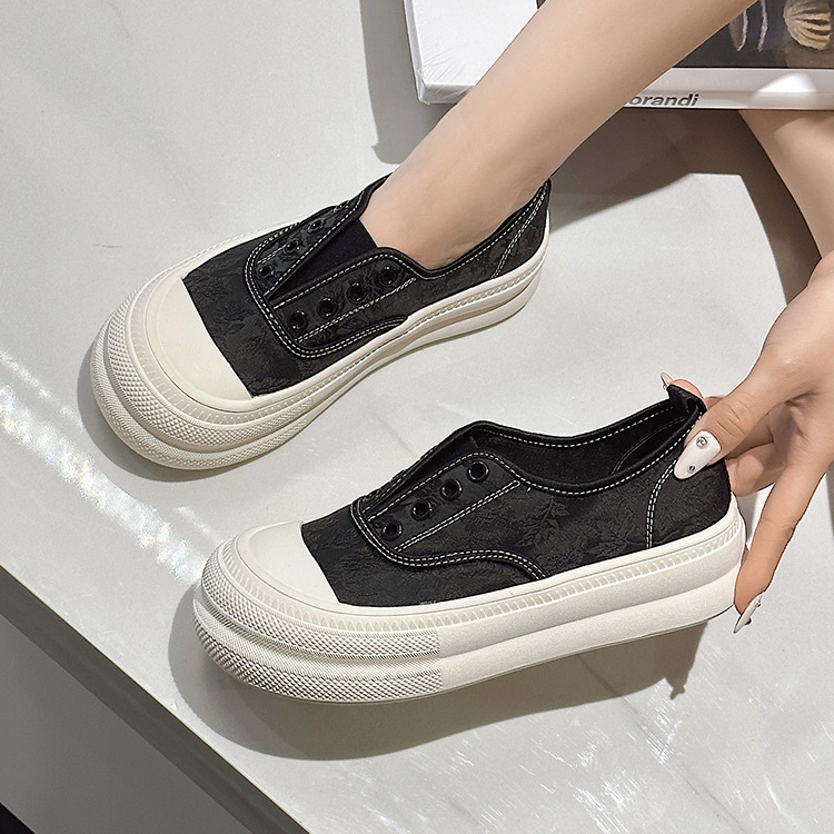 new Chinese style women's 2024 summer lazy person kic thick soled round ugly and cute big toe printed forged surface board shoes Lhshoe