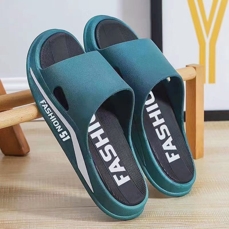 outdoor EVA for men's Slippers and a feeg of stepping on feces Outdoor wear odor proond anti slip sports summer home use Lhshoe wer prod nti
