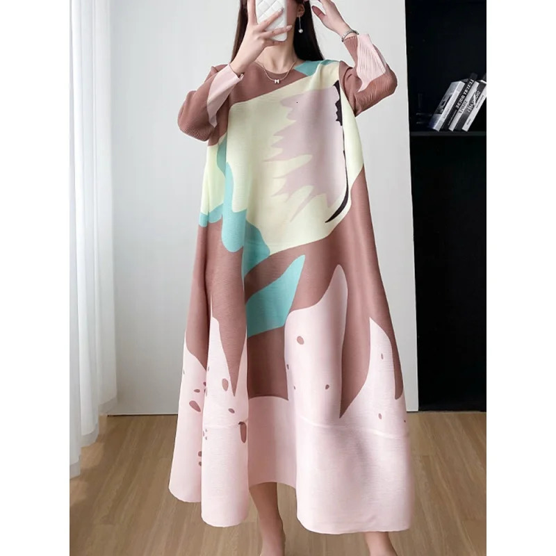 Miayke Loose Large Size Casual A- line Dress for Women Summer Pleated round Neck Printed Temperamental Minority 240429