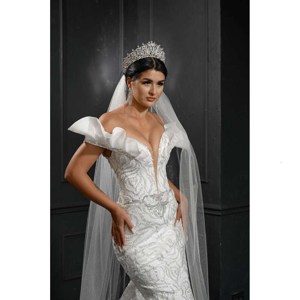Sweetheart Wedding Elegant Necke Dresses Mermaid Ruffle Sleeveless Whole Body Sequins Backless Court Gown Lace Up Custom Made Plus Size Vestidos De No