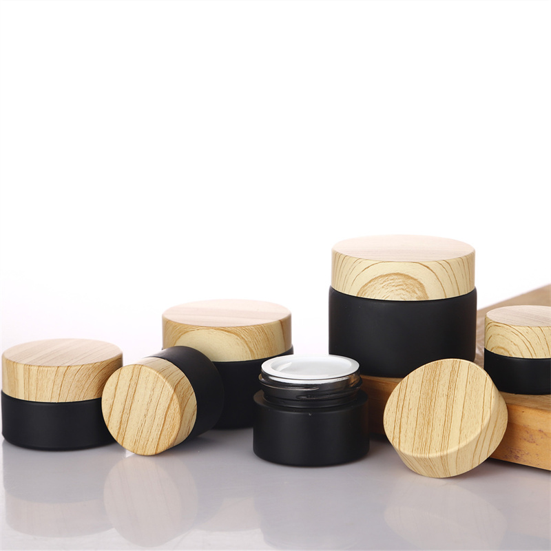 1oz 2 oz 4 oz Cosmetic Black Frosted Glass Eye Cream Container Skincare Face Cream Jar with Bamboo Lid