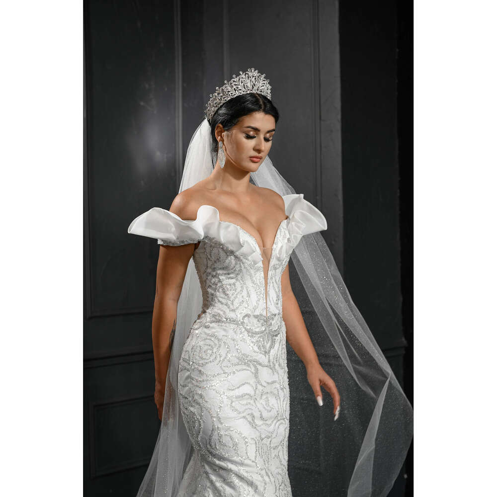 Sweetheart Wedding Elegant Necke Dresses Mermaid Ruffle Sleeveless Whole Body Sequins Backless Court Gown Lace Up Custom Made Plus Size Vestidos De No