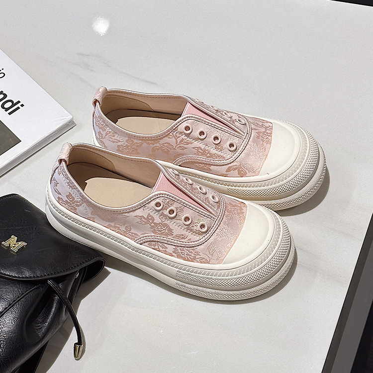 new Chinese style women's 2024 summer lazy person kic thick soled round ugly and cute big toe printed forged surface board shoes Lhshoe