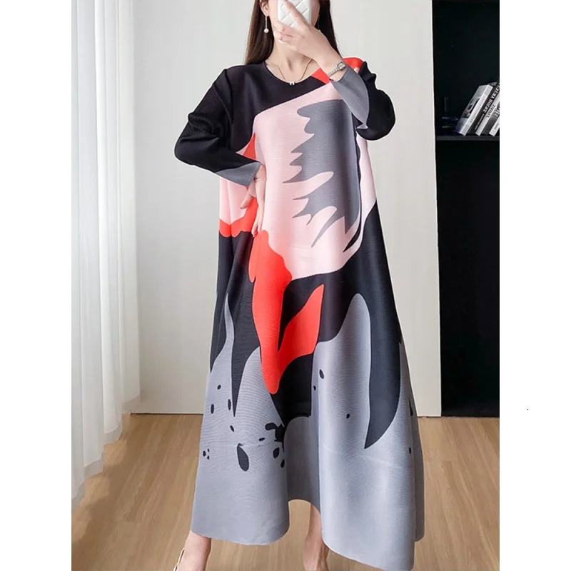 Miayke Loose Large Size Casual A- line Dress for Women Summer Pleated round Neck Printed Temperamental Minority 240429