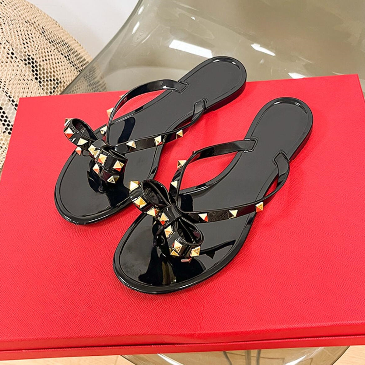 Rivet Bow Flat Sandals Women Designer Flip Flops Summer Beach Casual PVC Jelly Shoes 35-41