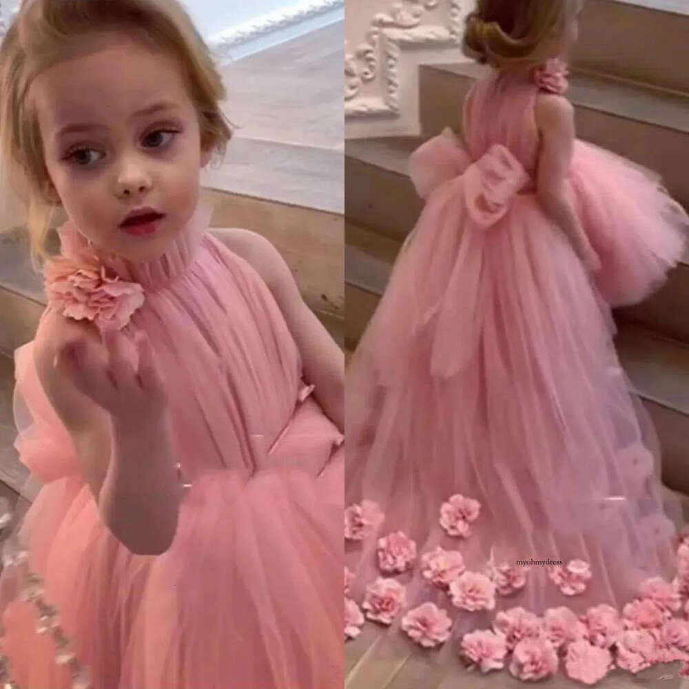 Lovely Tulle Pink Flower Girl Dresses for Weddings High Neck Sleeves Sweep Train 3D Floral Applique Communion Dress Girls Pageant Gowns 0509