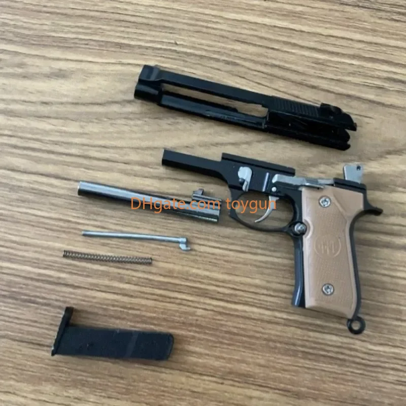 1:3 Scale Alloy M92 Pistol Mini Gun Metal Keychain M92 Pistol Keychain Fidget Toy PUBG Gun Toy Gift Pubg Decoration Toys Gifts for Boys Adult Collecti