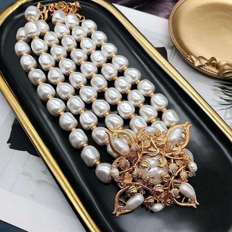 Baroque Pearl Jewelry Necklace Statement Romantic Chokers Three Strands Flower High-Quality Accessories Wedding Party Elegant 240428
