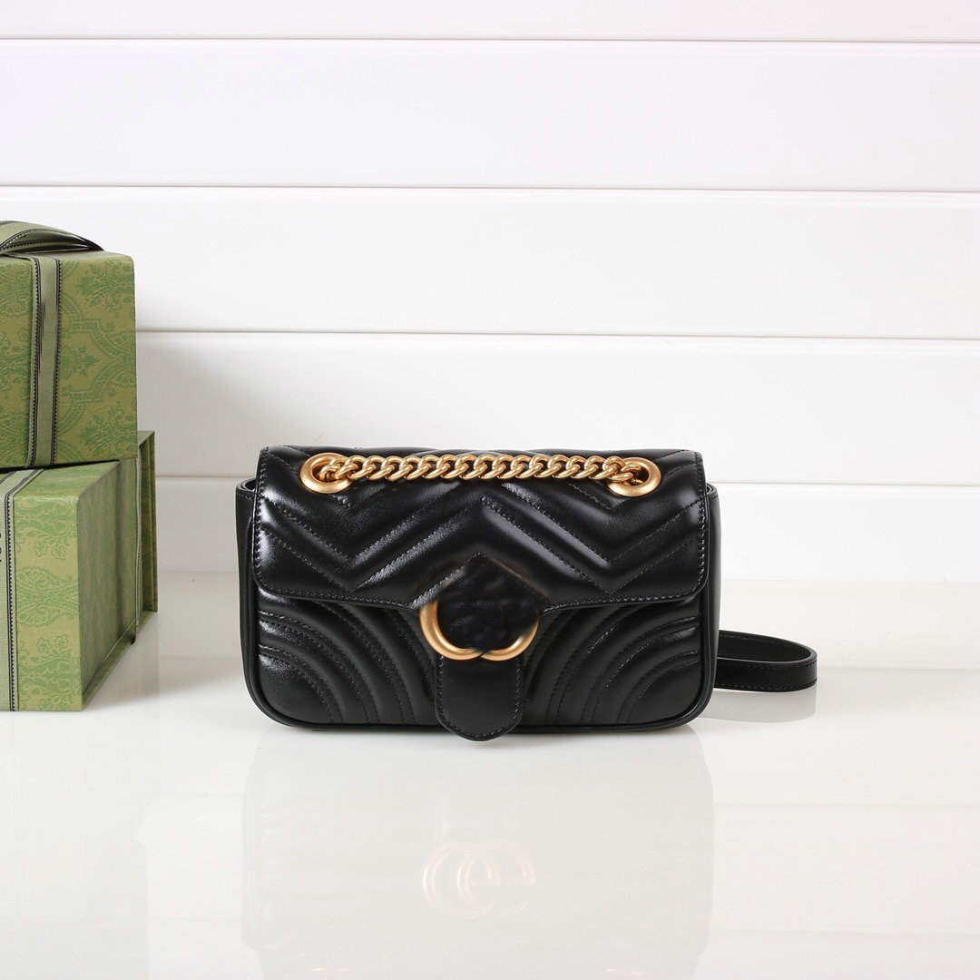 10A designer bag shoulder bag black classic love lingge chain genuine leather women's bag luxury high quality trendy versatile crossbody bag metal letter carryall