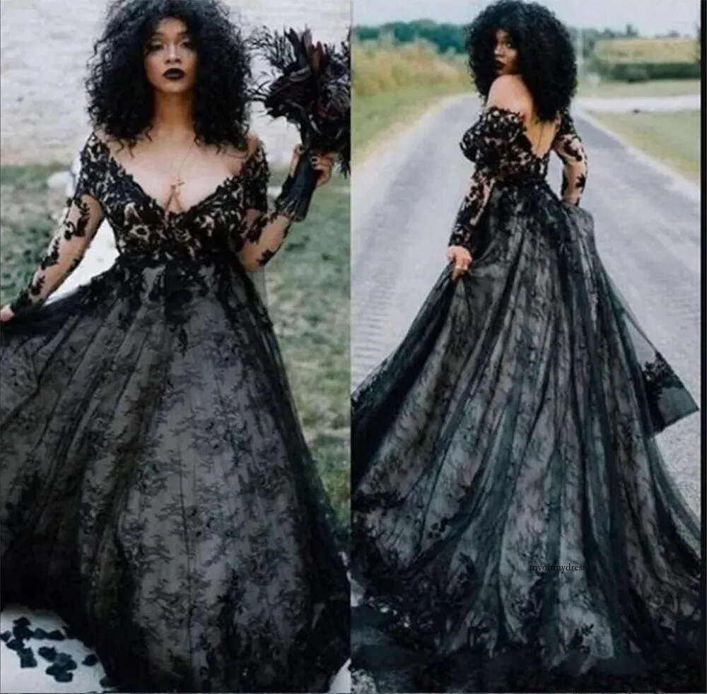 2023 Black Gothic Dresses Long Sleeves Lace Applique Plus Size Deep V Neck Off Shoulder Wedding Bridal Gown vestido de novia 0509