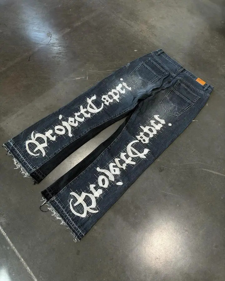 Retro Hip Hop Ripped Baggy Jeans Low Rise Straight Y2k Jeans for Men Letter Pattern Patchwork Denim Trousers Punk Goth Pants 240429