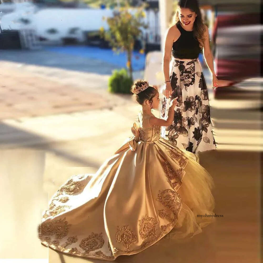 Lace Applique Satin First Communion Kids Evening Ball Gown Bow Back Girls Pageant Dress Jewel Flower Girl Dresses 0509