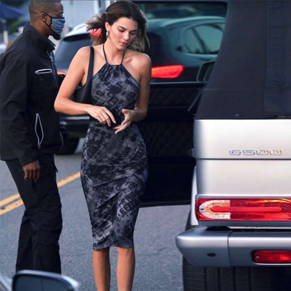 2024 Summer New Women's Strap Hanging Neck Sexy Open Back Instagram Popular Same Fit Nightclub Dress F5929
