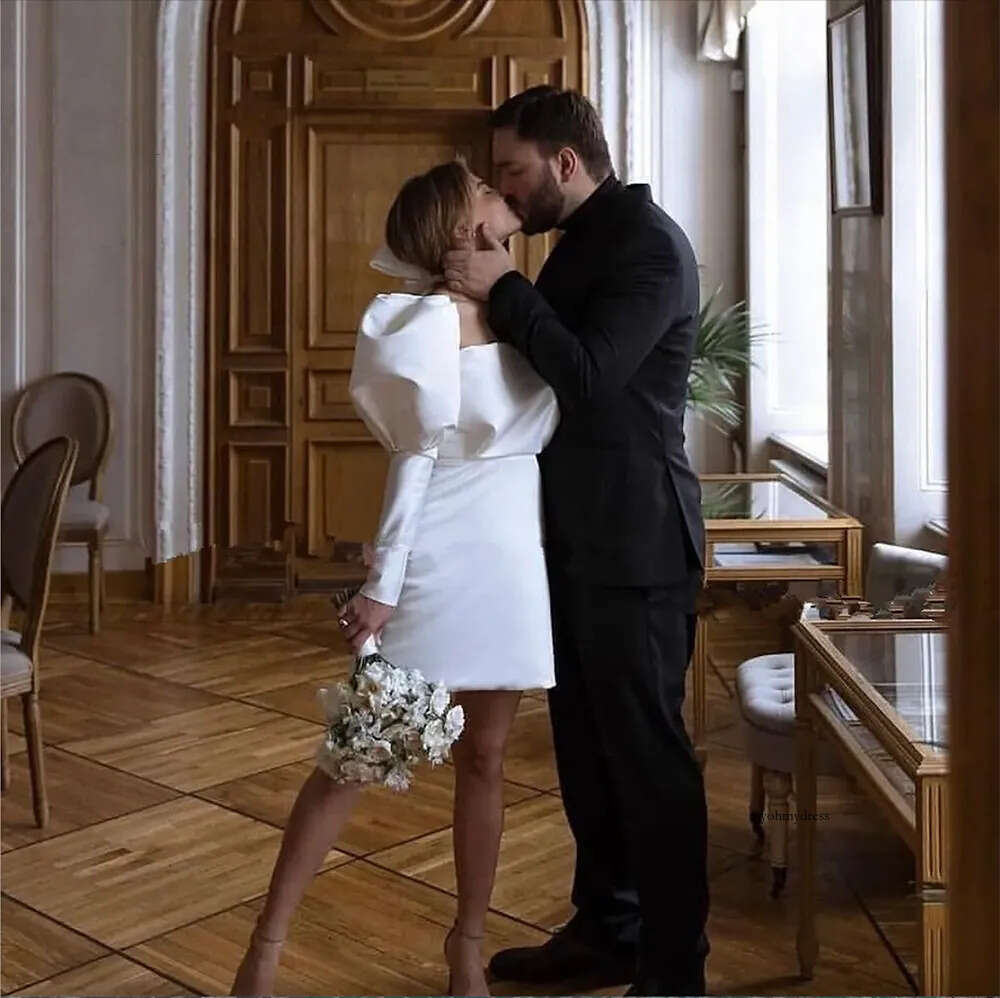 Sexy Vintage Mini Wedding Dress 2023 Cap Puff Sleeves A-line Boho Satin Bridal Gowns Vestidos De Noiva Custom Made New 0509