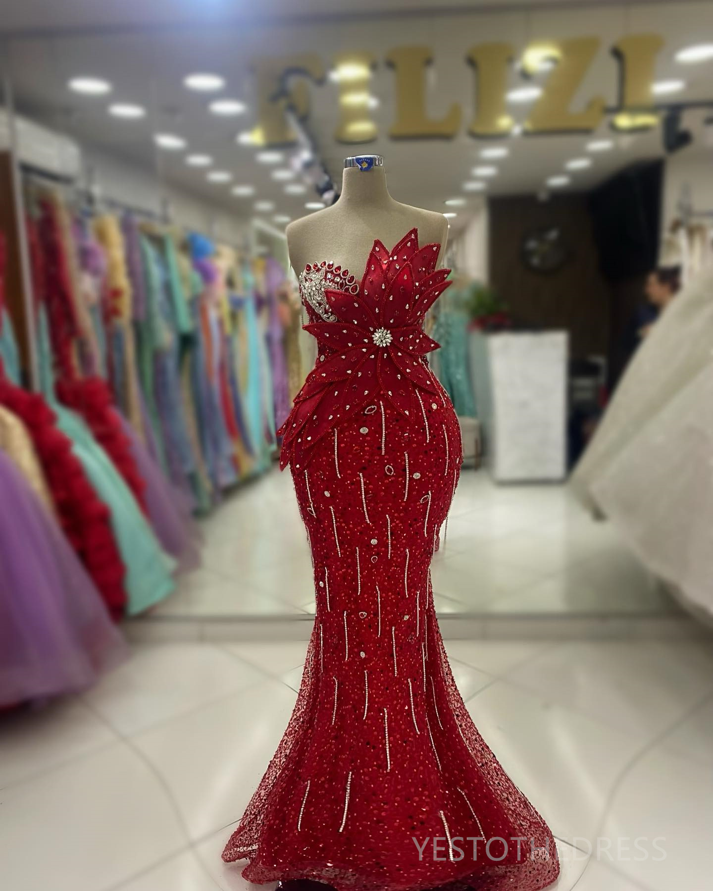 2025 Plus Size Red Mermaid Prom Dress with Sequined Lace Beading Tassel and Hand Made wers