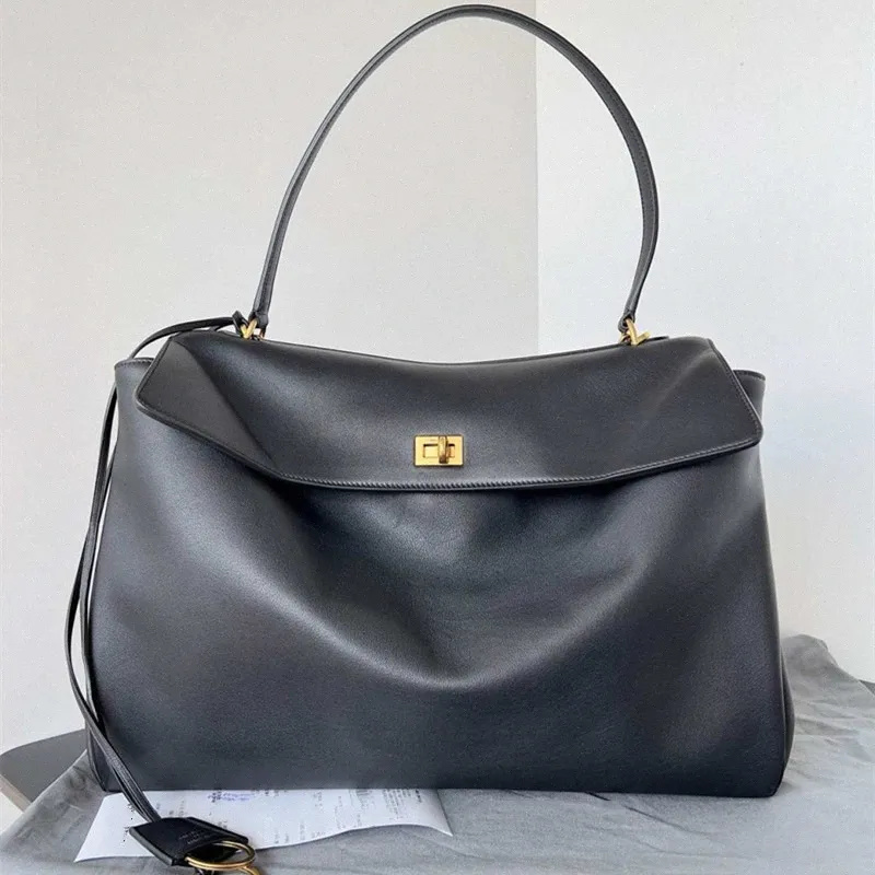 Genuine Leather Shoulder Bags for woman Fashion Crossbody pochette Bag Men's Luxurys Crossbody messenger handbags purses weekend overnight large tote bags
