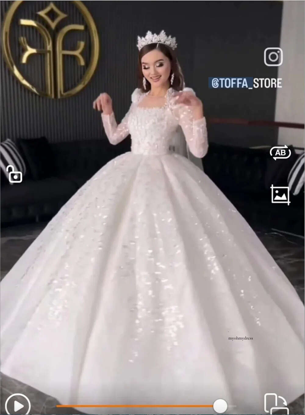 Gorgeous Glitter Wedding Dresses Bridal Gown Lace Applique Long Sleeves A Line Deep V Neck Sweep Train Custom Made Garden vestido de novia 0509