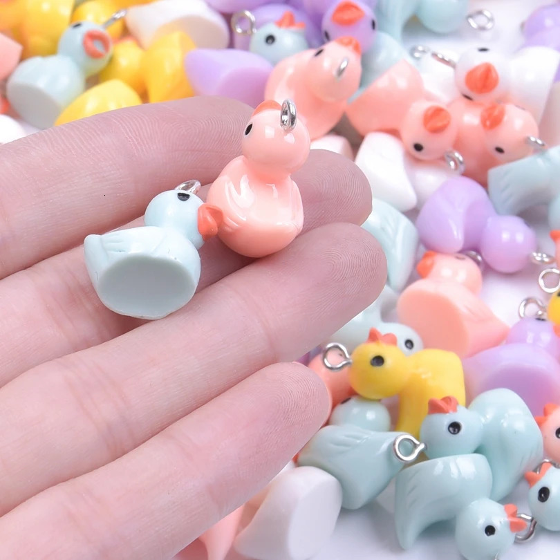 103050100pcsLot Multicolored Resin 3D Duck Charms Cute Animal Pendant For Jewelry Making Diy Earrings Keychain Accessories 240507