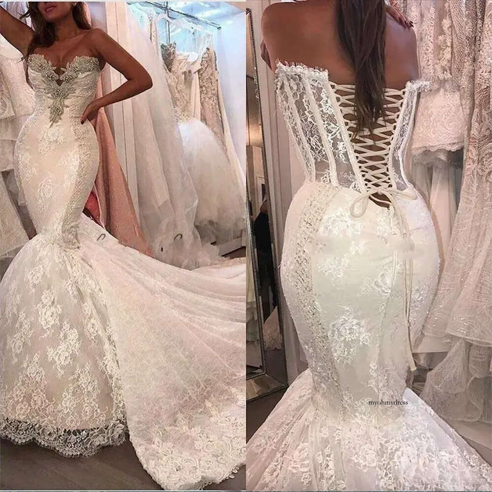 Hot Sale Sexy Mermaid Wedding Dresses Lace Sleeveless Crystal Beaded Plus Size Bridal Gowns Detachable Train Custom Made Arabia 0509